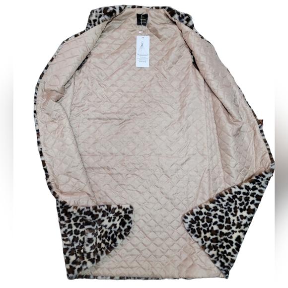 Boutique Style Trench Length Faux Cheetah Fur Sweater Vest Size Small NWT - Picture 5 of 7